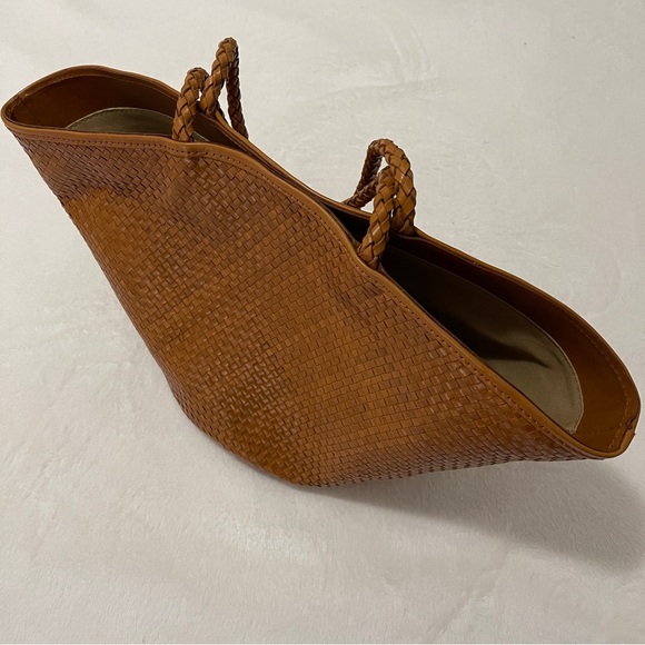 8 Other Reasons Woven Leather Brown Tote Purse - Picture 4 of 4